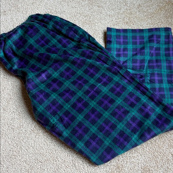 Comfort & Joy Pajama Set - Picture 2 of 6